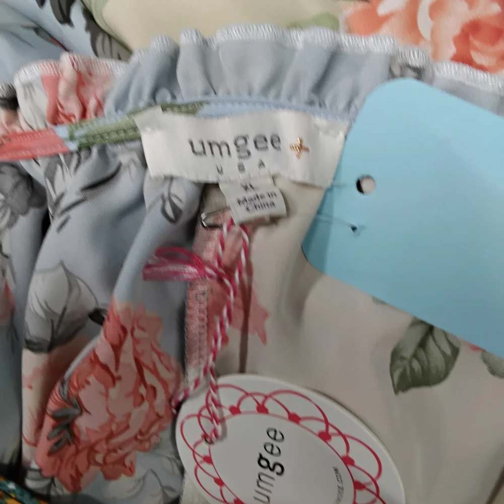 3842 Size XL Umgee Blue and Pink Floral Blouse - Picture 6 of 8